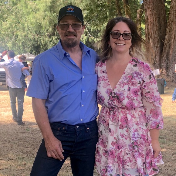 🏴‍☠️☠️💀❤️Hello Posh Friends! Here is a little bit about me and mine❤️💀☠️🏴‍☠️ - Picture 1 of 12